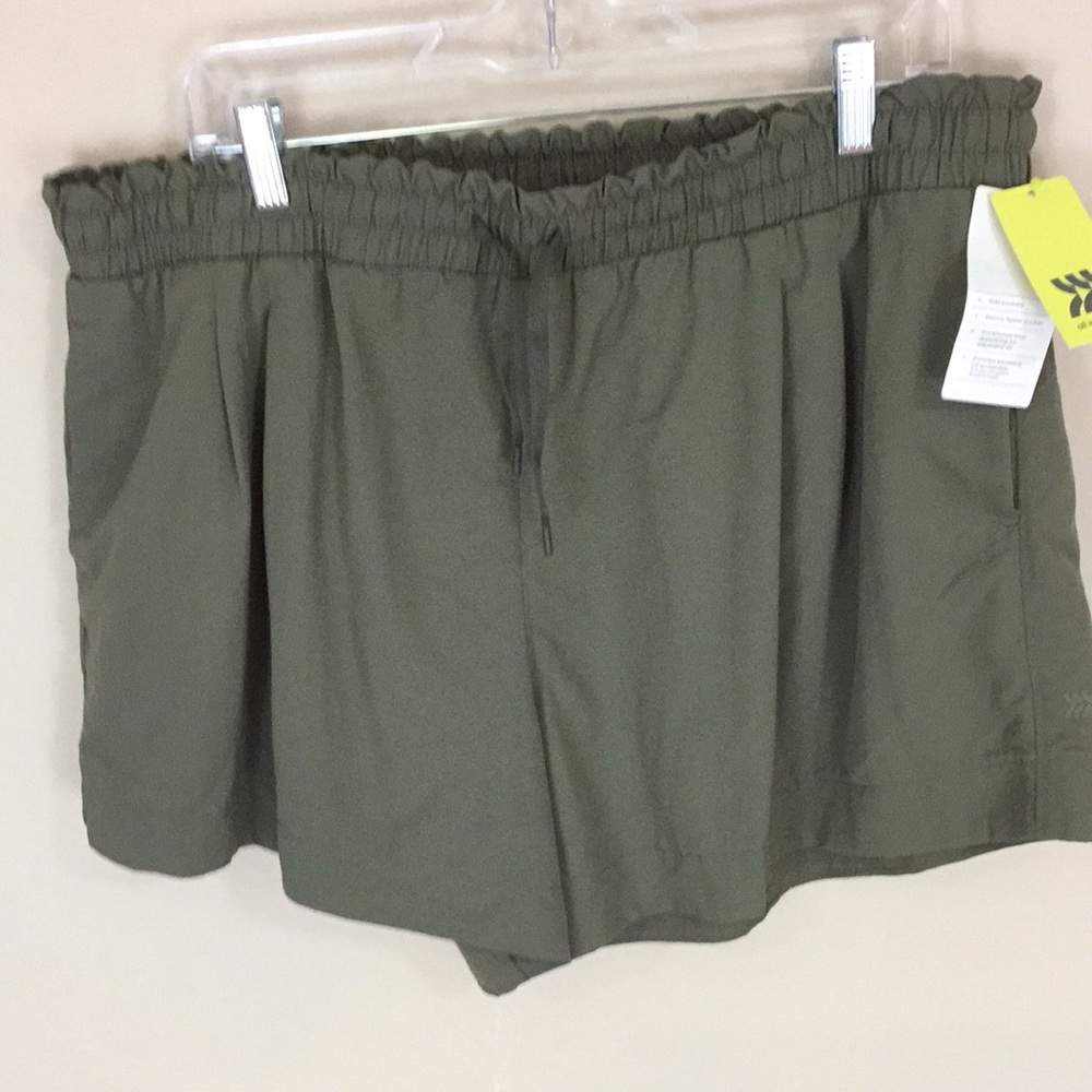 All in Motion High Rise Athletic Running Shorts Size XXL NWT UPF 50+